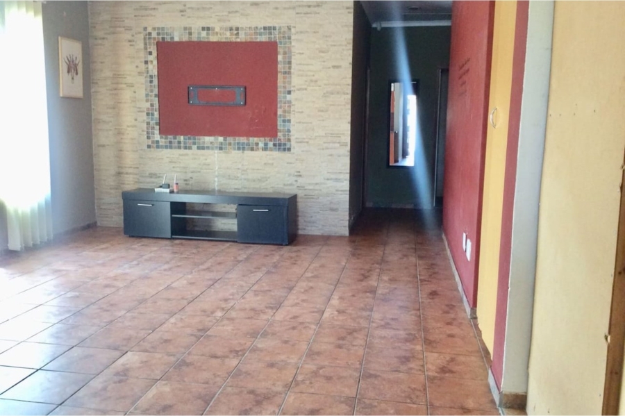 3 Bedroom Property for Sale in Waterval East North West